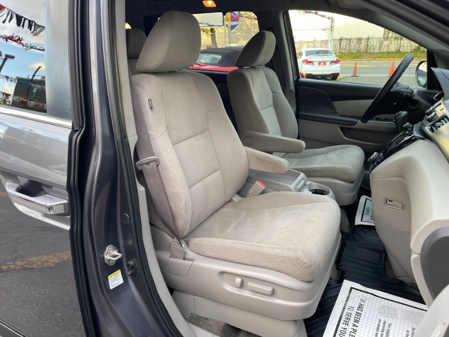 Used Honda Odyssey 5dr SE 2016 | DZ Automall. Paterson, New Jersey