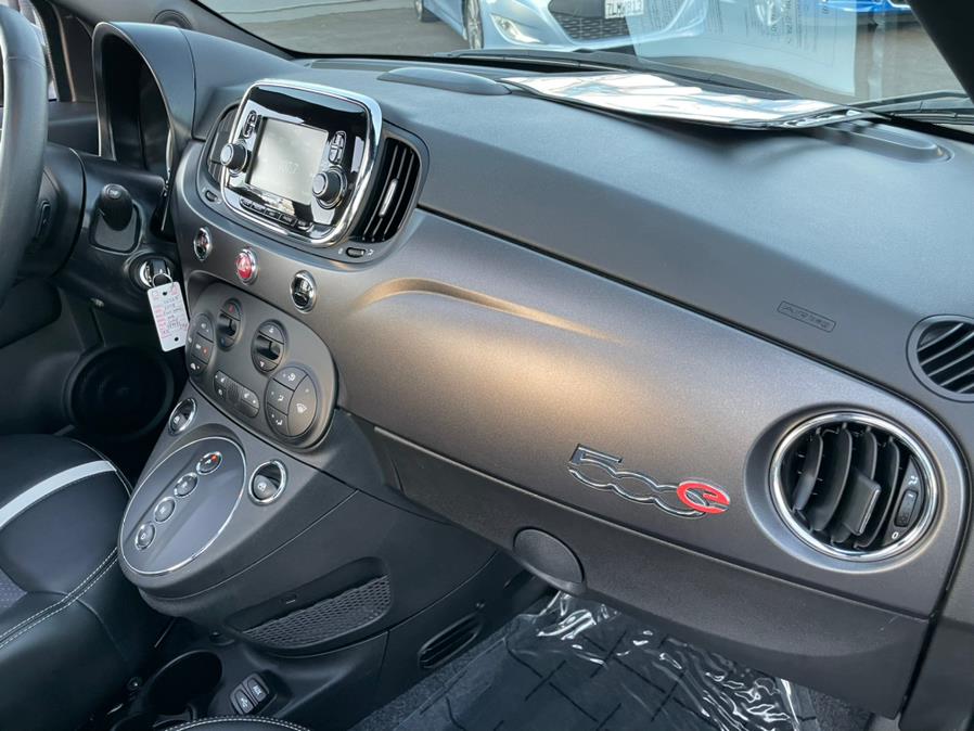 Used FIAT 500e Moonroof Pkg 2018 | Green Light Auto Wholesale. Daly City, California Used FIAT 500e Moonroof Pkg 2018 | Green Light Auto Wholesale. Daly City, California