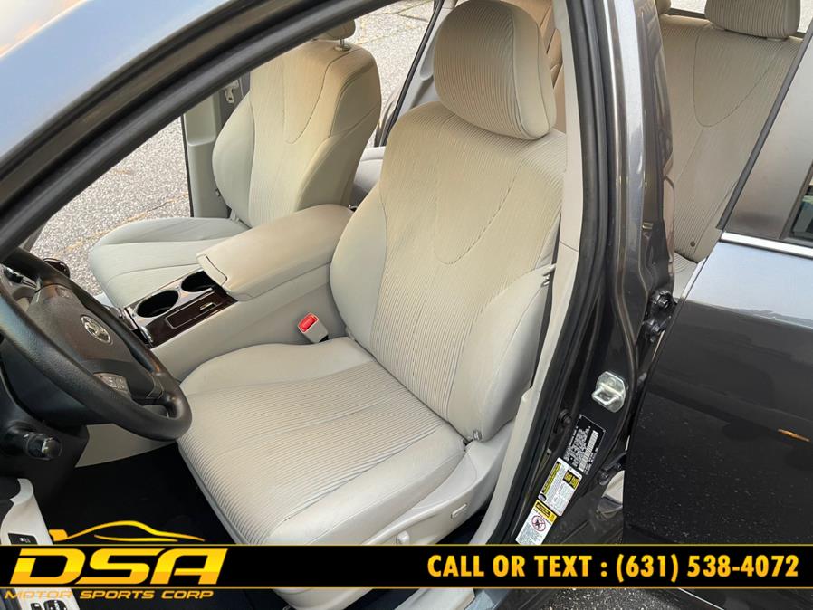 2010 Toyota Venza 4dr Wgn V6 FWD, available for sale in Commack, New York | DSA Motor Sports Corp. Commack, New York 2010 Toyota Venza 4dr Wgn V6 FWD, available for sale in Commack, New York | DSA Motor Sports Corp. Commack, New York
