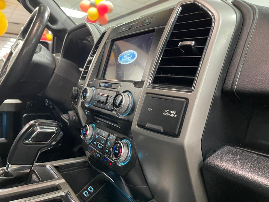 Used Ford F-150 Lariat 4WD SuperCrew 5.5'' Box 2017 | 5 Towns Drive. Inwood, New York Used Ford F-150 Lariat 4WD SuperCrew 5.5'' Box 2017 | 5 Towns Drive. Inwood, New York
