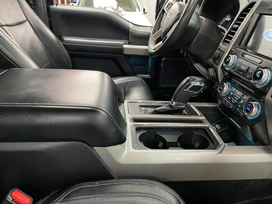 Used Ford F-150 Lariat 4WD SuperCrew 5.5'' Box 2017 | 5 Towns Drive. Inwood, New York Used Ford F-150 Lariat 4WD SuperCrew 5.5'' Box 2017 | 5 Towns Drive. Inwood, New York
