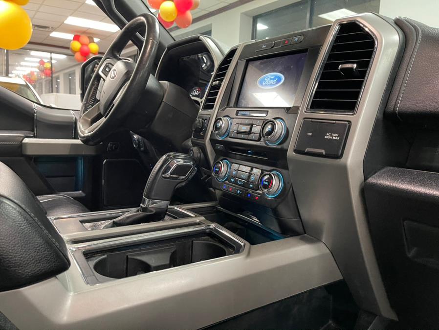 Used Ford F-150 Lariat 4WD SuperCrew 5.5'' Box 2017 | 5 Towns Drive. Inwood, New York Used Ford F-150 Lariat 4WD SuperCrew 5.5'' Box 2017 | 5 Towns Drive. Inwood, New York