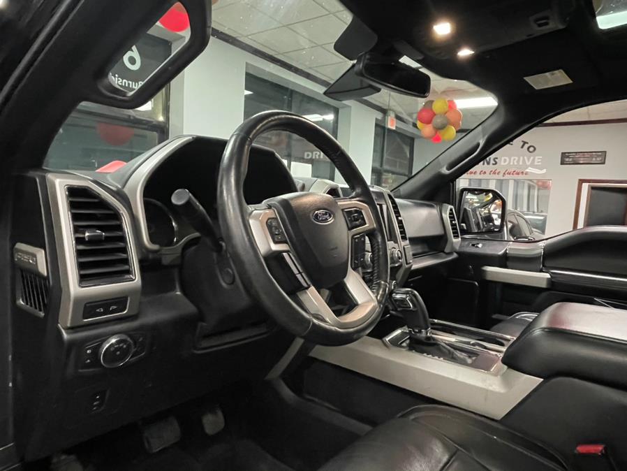 Used Ford F-150 Lariat 4WD SuperCrew 5.5'' Box 2017 | 5 Towns Drive. Inwood, New York Used Ford F-150 Lariat 4WD SuperCrew 5.5'' Box 2017 | 5 Towns Drive. Inwood, New York