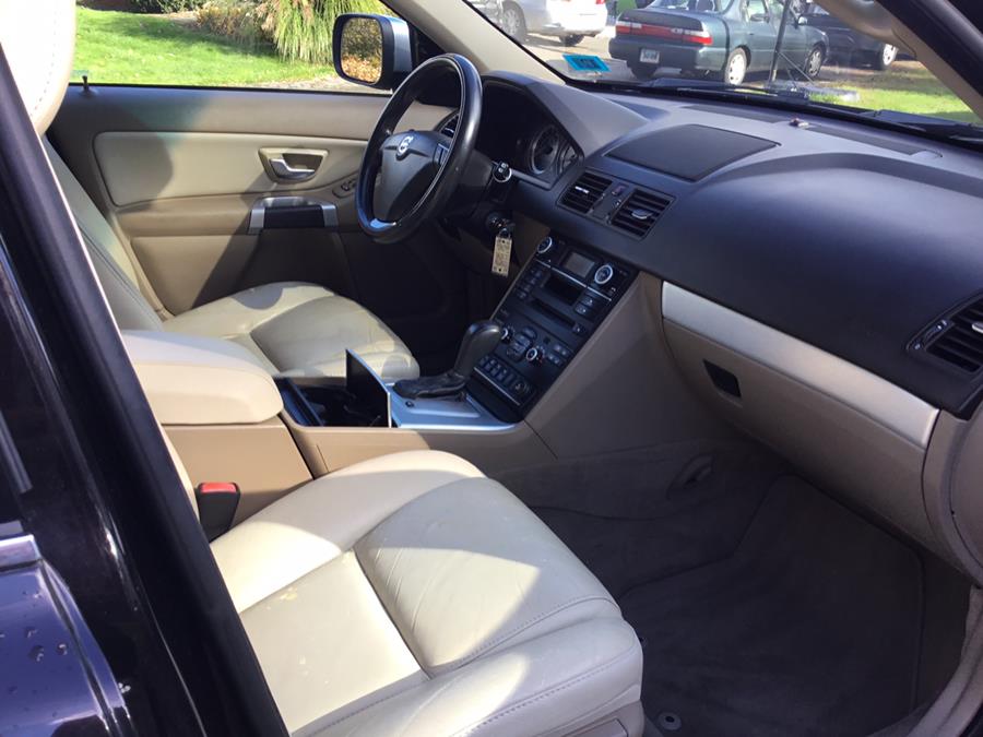 Used Volvo XC90 AWD 4dr Premier Plus 2013 | Liberty Motors. Manchester, Connecticut Used Volvo XC90 AWD 4dr Premier Plus 2013 | Liberty Motors. Manchester, Connecticut