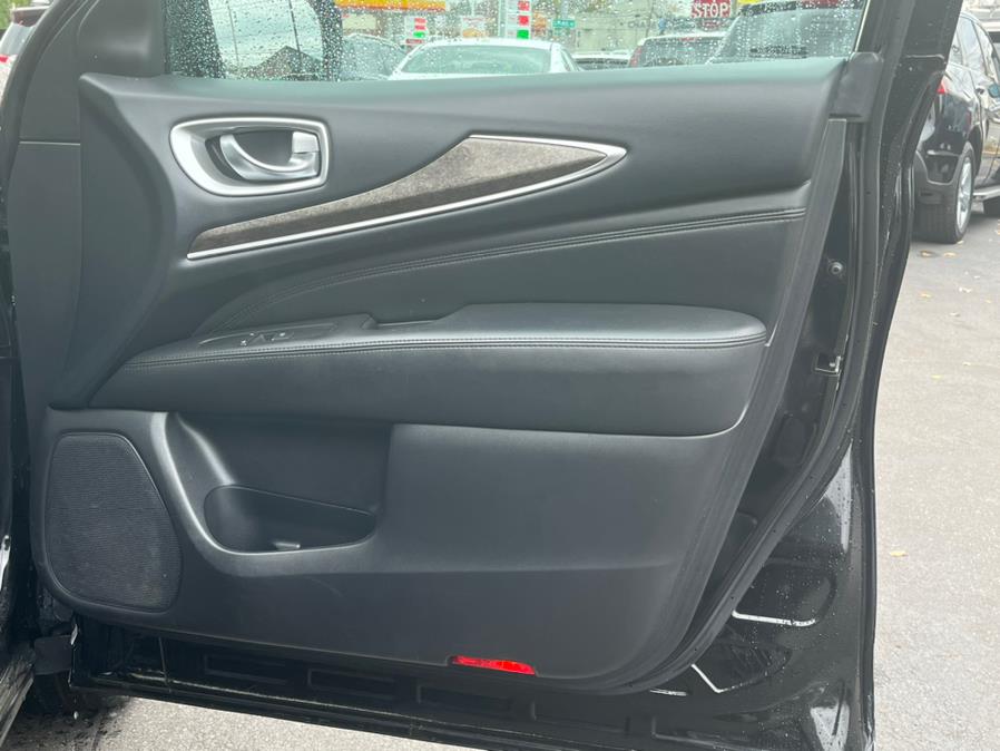 2014 INFINITI QX60 AWD 4dr, available for sale in Elmont, New York | Sunrise of Elmont. Elmont, New York 2014 INFINITI QX60 AWD 4dr, available for sale in Elmont, New York | Sunrise of Elmont. Elmont, New York