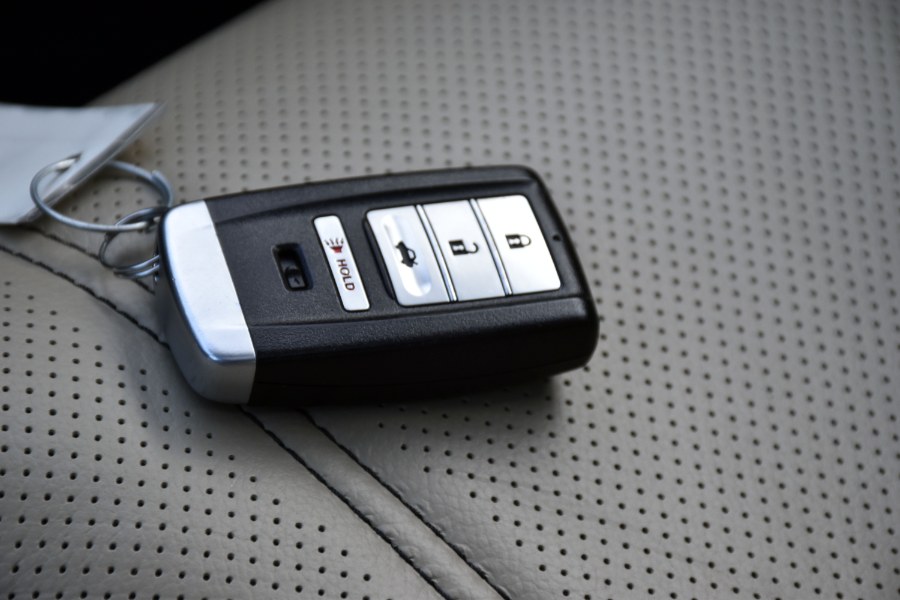 2019 Acura TLX 3.5L SH-AWD w/Technology Pkg, available for sale in Waterbury, Connecticut | Highline Car Connection. Waterbury, Connecticut 2019 Acura TLX 3.5L SH-AWD w/Technology Pkg, available for sale in Waterbury, Connecticut | Highline Car Connection. Waterbury, Connecticut