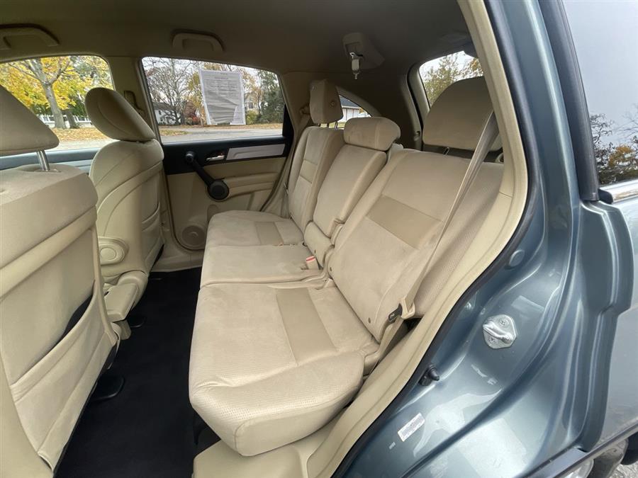 2011 Honda CR-V 4WD 5dr SE, available for sale in Stratford, Connecticut | Wiz Leasing Inc. Stratford, Connecticut 2011 Honda CR-V 4WD 5dr SE, available for sale in Stratford, Connecticut | Wiz Leasing Inc. Stratford, Connecticut