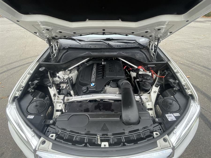2014 BMW X5 AWD 4dr xDrive35i, available for sale in Stratford, Connecticut | Wiz Leasing Inc. Stratford, Connecticut 2014 BMW X5 AWD 4dr xDrive35i, available for sale in Stratford, Connecticut | Wiz Leasing Inc. Stratford, Connecticut