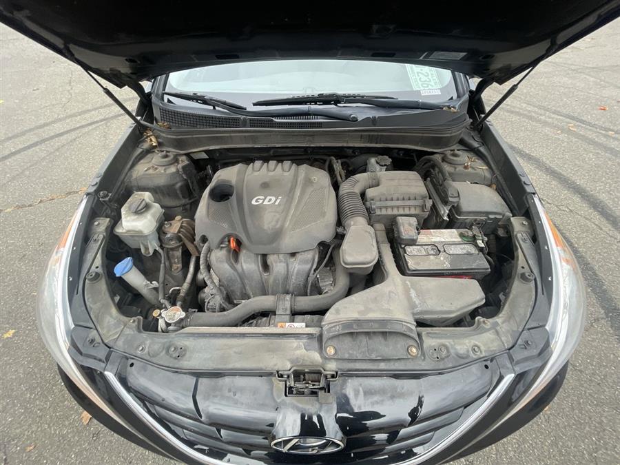 Used Hyundai Sonata 4dr Sdn 2.4L Auto GLS *Ltd Avail* 2013 | Wiz Leasing Inc. Stratford, Connecticut Used Hyundai Sonata 4dr Sdn 2.4L Auto GLS *Ltd Avail* 2013 | Wiz Leasing Inc. Stratford, Connecticut