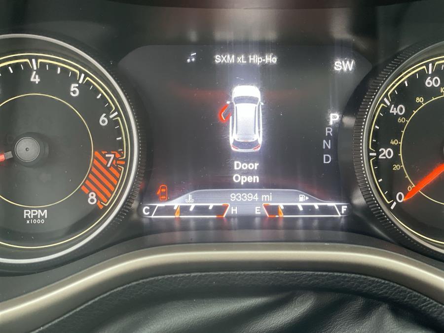 Used Jeep Cherokee 4WD 4dr Limited 2015 | Wiz Leasing Inc. Stratford, Connecticut Used Jeep Cherokee 4WD 4dr Limited 2015 | Wiz Leasing Inc. Stratford, Connecticut