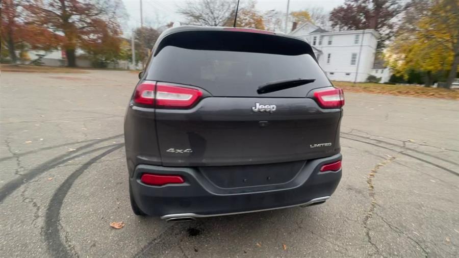 Used Jeep Cherokee 4WD 4dr Limited 2015 | Wiz Leasing Inc. Stratford, Connecticut Used Jeep Cherokee 4WD 4dr Limited 2015 | Wiz Leasing Inc. Stratford, Connecticut