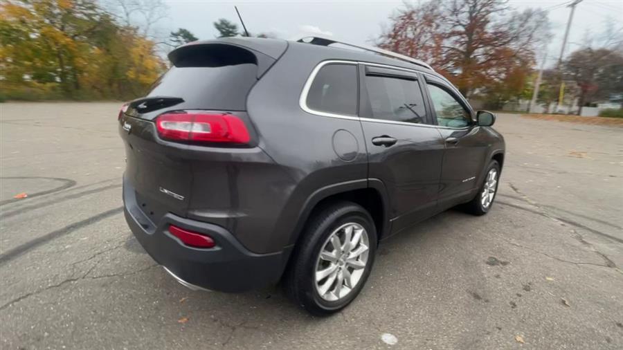 Used Jeep Cherokee 4WD 4dr Limited 2015 | Wiz Leasing Inc. Stratford, Connecticut Used Jeep Cherokee 4WD 4dr Limited 2015 | Wiz Leasing Inc. Stratford, Connecticut
