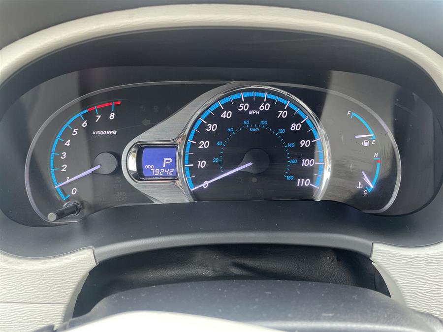 Used Toyota Sienna 5dr 7-Pass Van V6 XLE FWD (Natl) 2013 | Wiz Leasing Inc. Stratford, Connecticut Used Toyota Sienna 5dr 7-Pass Van V6 XLE FWD (Natl) 2013 | Wiz Leasing Inc. Stratford, Connecticut