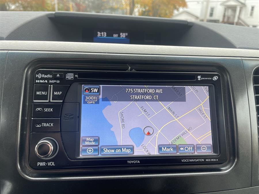 Used Toyota Sienna 5dr 7-Pass Van V6 XLE FWD (Natl) 2013 | Wiz Leasing Inc. Stratford, Connecticut Used Toyota Sienna 5dr 7-Pass Van V6 XLE FWD (Natl) 2013 | Wiz Leasing Inc. Stratford, Connecticut