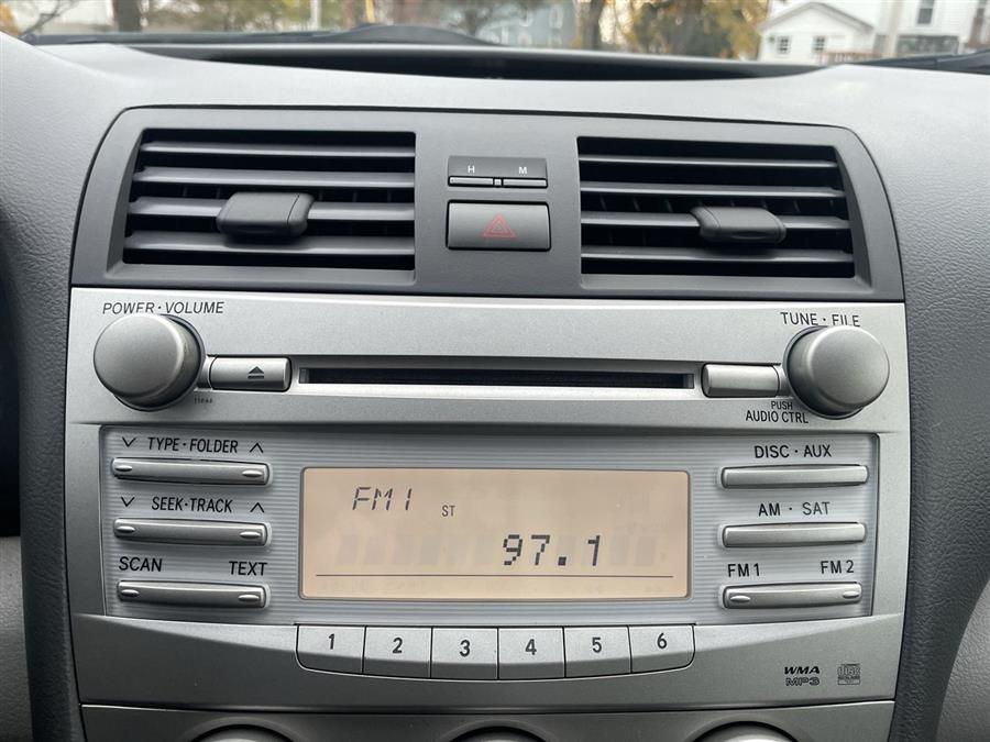 Used Toyota Camry 4dr Sdn I4 Auto LE (Natl) 2011 | Wiz Leasing Inc. Stratford, Connecticut Used Toyota Camry 4dr Sdn I4 Auto LE (Natl) 2011 | Wiz Leasing Inc. Stratford, Connecticut