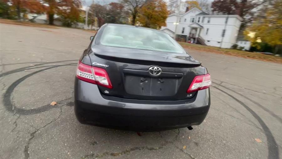 Used Toyota Camry 4dr Sdn I4 Auto LE (Natl) 2011 | Wiz Leasing Inc. Stratford, Connecticut Used Toyota Camry 4dr Sdn I4 Auto LE (Natl) 2011 | Wiz Leasing Inc. Stratford, Connecticut