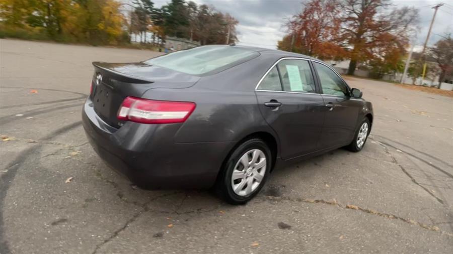 Used Toyota Camry 4dr Sdn I4 Auto LE (Natl) 2011 | Wiz Leasing Inc. Stratford, Connecticut Used Toyota Camry 4dr Sdn I4 Auto LE (Natl) 2011 | Wiz Leasing Inc. Stratford, Connecticut