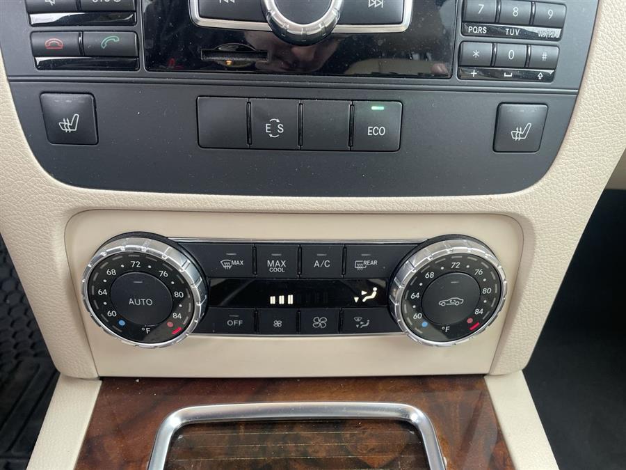 2013 Mercedes-Benz GLK-Class 4MATIC 4dr GLK350, available for sale in Stratford, Connecticut | Wiz Leasing Inc. Stratford, Connecticut 2013 Mercedes-Benz GLK-Class 4MATIC 4dr GLK350, available for sale in Stratford, Connecticut | Wiz Leasing Inc. Stratford, Connecticut