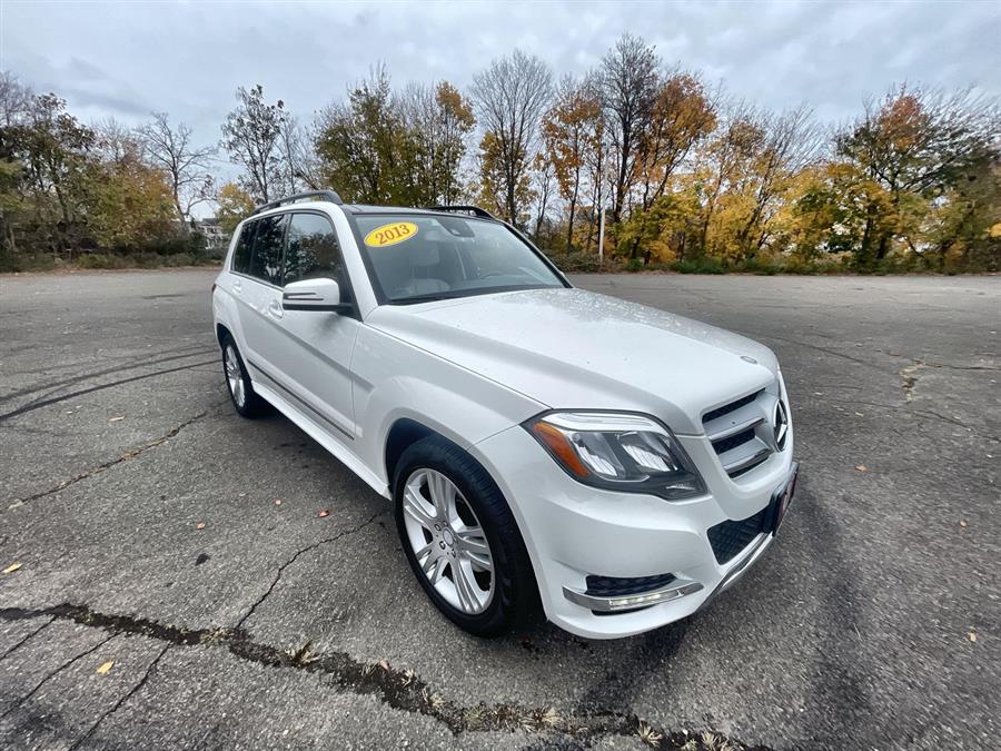 2013 Mercedes-Benz GLK-Class 4MATIC 4dr GLK350, available for sale in Stratford, Connecticut | Wiz Leasing Inc. Stratford, Connecticut