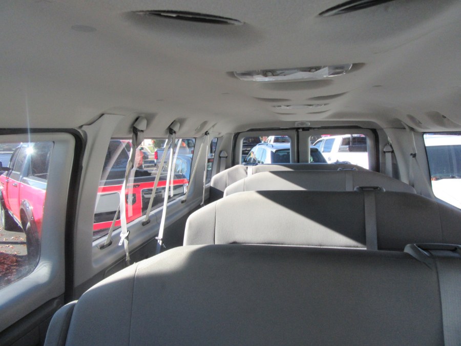 Used Ford Econoline Wagon E-350 Super Duty Ext XLT 2014 | Royalty Auto Sales. Little Ferry, New Jersey Used Ford Econoline Wagon E-350 Super Duty Ext XLT 2014 | Royalty Auto Sales. Little Ferry, New Jersey