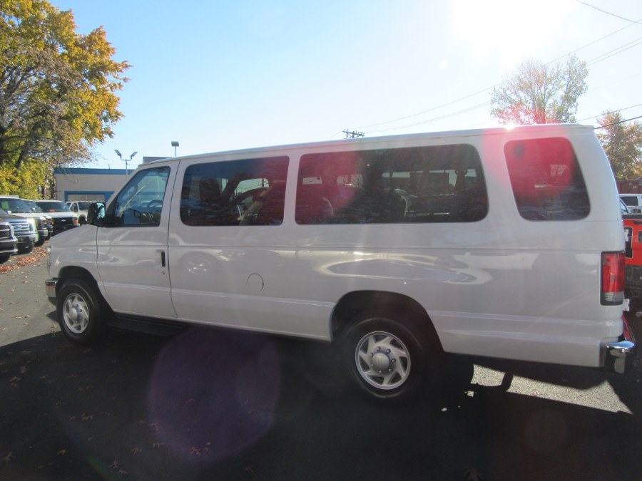 Used Ford Econoline Wagon E-350 Super Duty Ext XLT 2014 | Royalty Auto Sales. Little Ferry, New Jersey Used Ford Econoline Wagon E-350 Super Duty Ext XLT 2014 | Royalty Auto Sales. Little Ferry, New Jersey