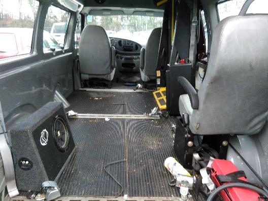 Used Ford Econoline Cargo Van E-250 Recreational 2006 | Raymonds Cars Inc. Corona, New York Used Ford Econoline Cargo Van E-250 Recreational 2006 | Raymonds Cars Inc. Corona, New York