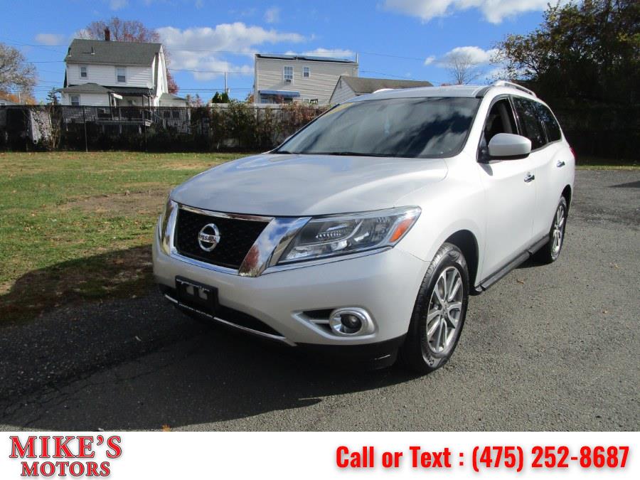 2013 Nissan Pathfinder 4WD 4dr SV, available for sale in Stratford, Connecticut | Mike's Motors LLC. Stratford, Connecticut