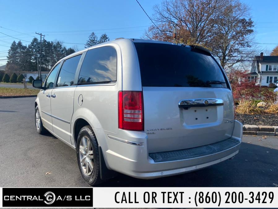 Used Chrysler Town & Country 4dr Wgn Limited 2010 | Central A/S LLC. East Windsor, Connecticut Used Chrysler Town & Country 4dr Wgn Limited 2010 | Central A/S LLC. East Windsor, Connecticut