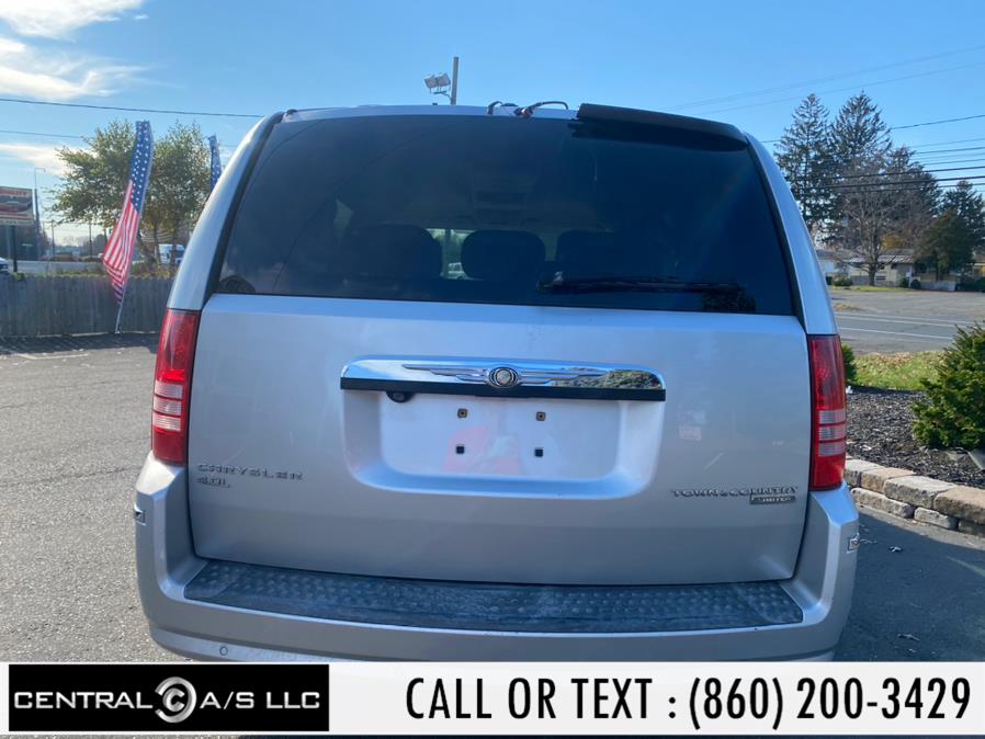 Used Chrysler Town & Country 4dr Wgn Limited 2010 | Central A/S LLC. East Windsor, Connecticut Used Chrysler Town & Country 4dr Wgn Limited 2010 | Central A/S LLC. East Windsor, Connecticut