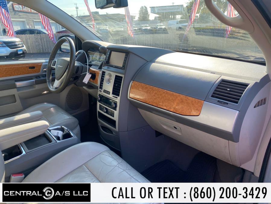 Used Chrysler Town & Country 4dr Wgn Limited 2010 | Central A/S LLC. East Windsor, Connecticut Used Chrysler Town & Country 4dr Wgn Limited 2010 | Central A/S LLC. East Windsor, Connecticut