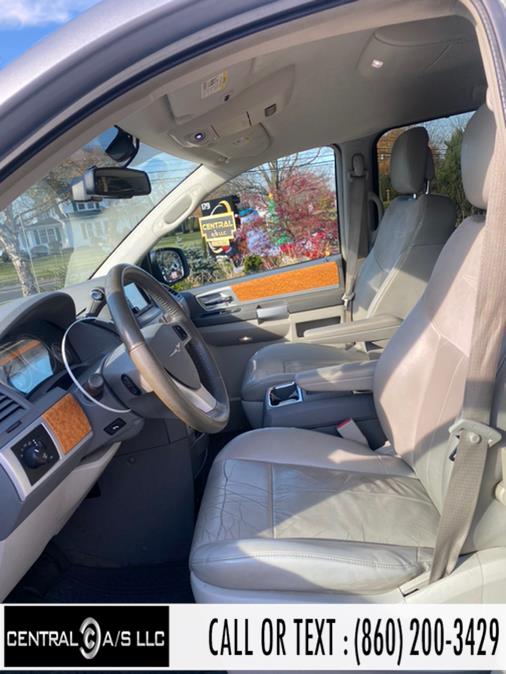 Used Chrysler Town & Country 4dr Wgn Limited 2010 | Central A/S LLC. East Windsor, Connecticut Used Chrysler Town & Country 4dr Wgn Limited 2010 | Central A/S LLC. East Windsor, Connecticut