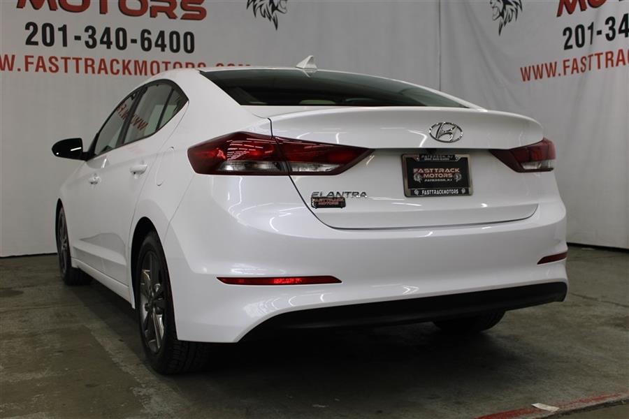 Used Hyundai Elantra SEL 2018 | Fast Track Motors. Paterson, New Jersey Used Hyundai Elantra SEL 2018 | Fast Track Motors. Paterson, New Jersey