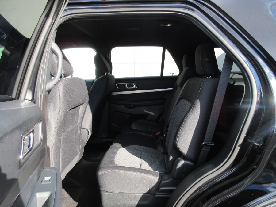 2018 Ford Explorer XLT 4WD, available for sale in Linden, New Jersey | Route 27 Auto Mall. Linden, New Jersey 2018 Ford Explorer XLT 4WD, available for sale in Linden, New Jersey | Route 27 Auto Mall. Linden, New Jersey