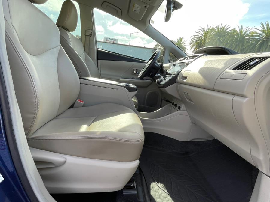 2017 Toyota Prius V Four, available for sale in Daly City, California | Green Light Auto Wholesale. Daly City, California 2017 Toyota Prius V Four, available for sale in Daly City, California | Green Light Auto Wholesale. Daly City, California