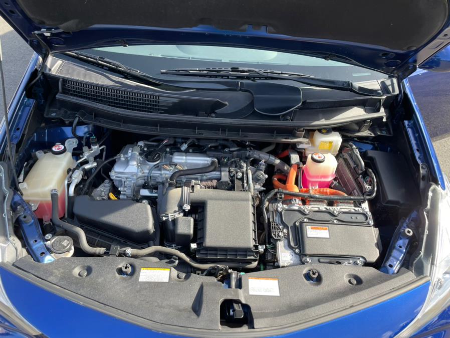 2017 Toyota Prius V Four, available for sale in Daly City, California | Green Light Auto Wholesale. Daly City, California 2017 Toyota Prius V Four, available for sale in Daly City, California | Green Light Auto Wholesale. Daly City, California
