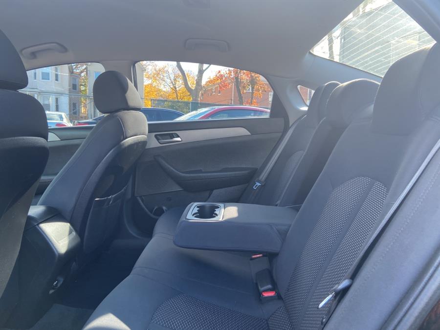 2019 Hyundai Sonata SE 2.4L, available for sale in Irvington , New Jersey | Auto Haus of Irvington Corp. Irvington , New Jersey 2019 Hyundai Sonata SE 2.4L, available for sale in Irvington , New Jersey | Auto Haus of Irvington Corp. Irvington , New Jersey
