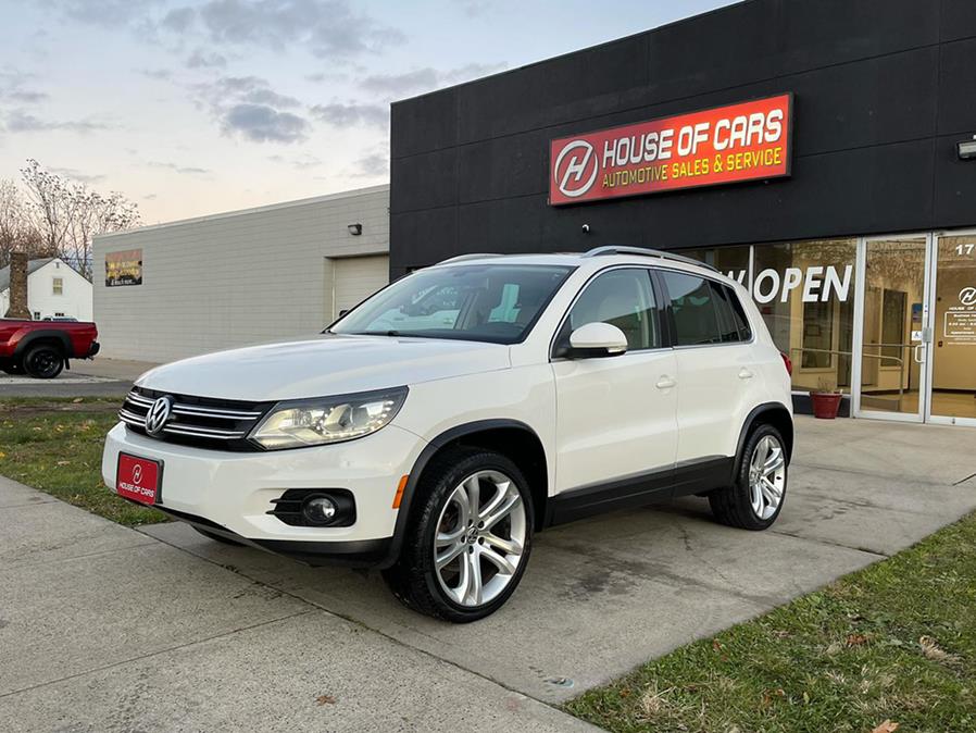 2012 Volkswagen Tiguan 4WD 4dr Auto SEL w/Premium Nav & Dynaudio, available for sale in Meriden, Connecticut | House of Cars CT. Meriden, Connecticut