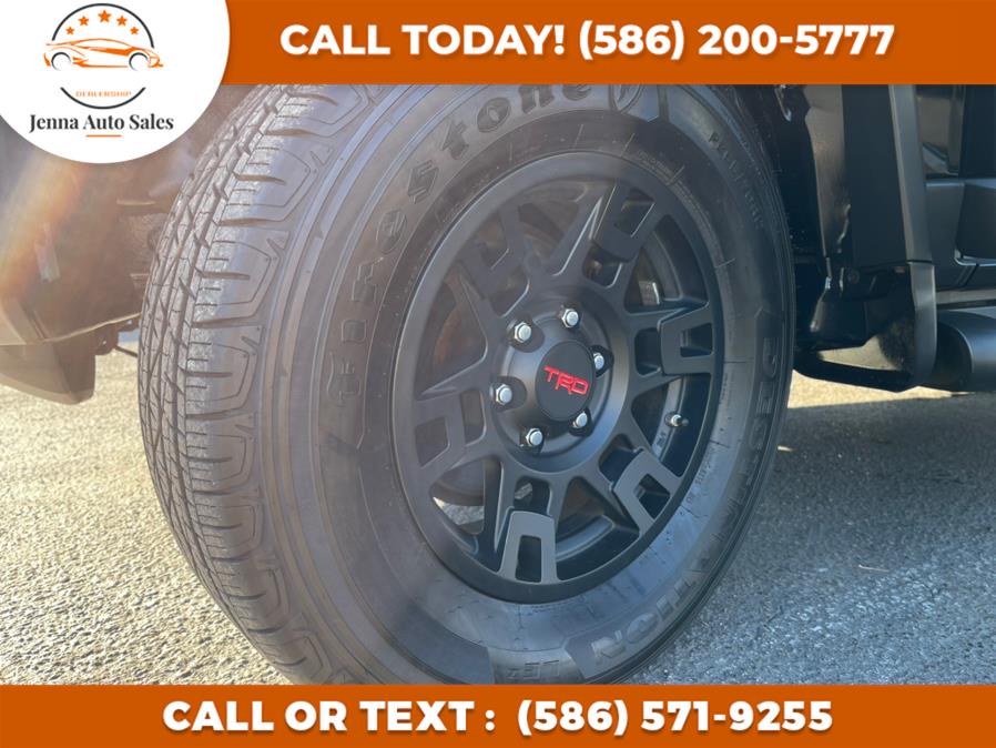 Used Toyota FJ Cruiser 4WD 4dr Auto (Natl) 2011 | Jenna Auto Sale Inc. Roseville, Michigan Used Toyota FJ Cruiser 4WD 4dr Auto (Natl) 2011 | Jenna Auto Sale Inc. Roseville, Michigan