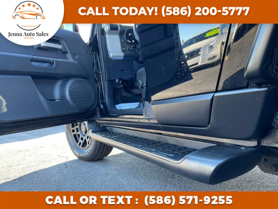 Used Toyota FJ Cruiser 4WD 4dr Auto (Natl) 2011 | Jenna Auto Sale Inc. Roseville, Michigan Used Toyota FJ Cruiser 4WD 4dr Auto (Natl) 2011 | Jenna Auto Sale Inc. Roseville, Michigan