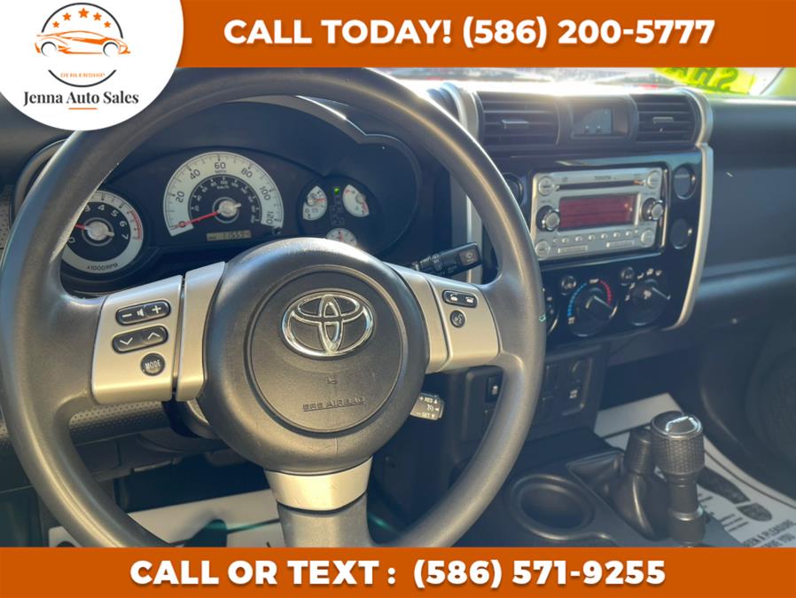 Used Toyota FJ Cruiser 4WD 4dr Auto (Natl) 2011 | Jenna Auto Sale Inc. Roseville, Michigan Used Toyota FJ Cruiser 4WD 4dr Auto (Natl) 2011 | Jenna Auto Sale Inc. Roseville, Michigan