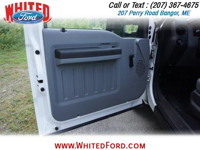 Used Ford Super Duty F-350 DRW 2WD Crew Cab 176" WB 60" CA XL 2011 | Whited Ford. Bangor, Maine Used Ford Super Duty F-350 DRW 2WD Crew Cab 176" WB 60" CA XL 2011 | Whited Ford. Bangor, Maine