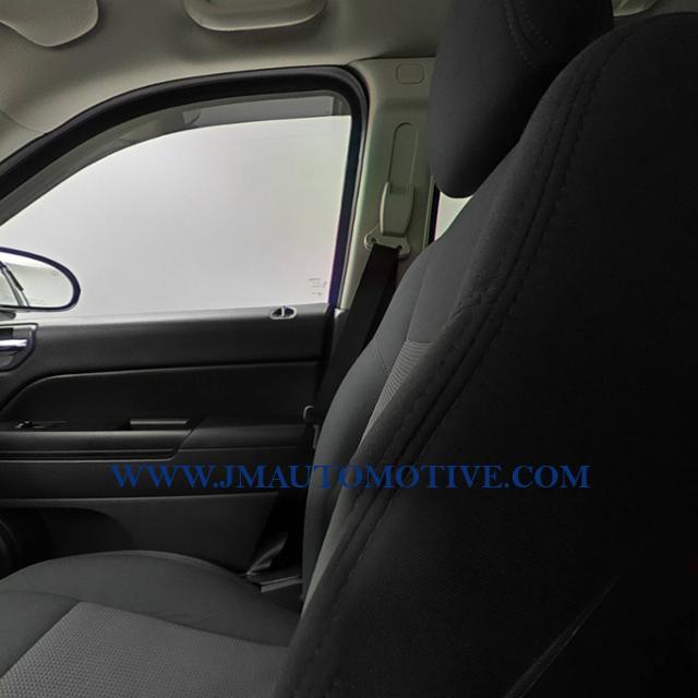 Used Jeep Compass FWD 4dr Latitude 2012 | J&M Automotive Sls&Svc LLC. Naugatuck, Connecticut Used Jeep Compass FWD 4dr Latitude 2012 | J&M Automotive Sls&Svc LLC. Naugatuck, Connecticut