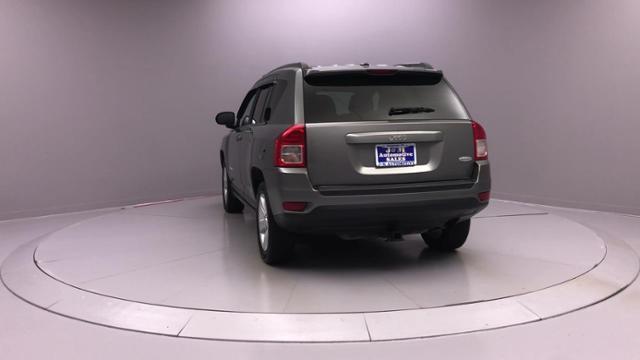 Used Jeep Compass FWD 4dr Latitude 2012 | J&M Automotive Sls&Svc LLC. Naugatuck, Connecticut Used Jeep Compass FWD 4dr Latitude 2012 | J&M Automotive Sls&Svc LLC. Naugatuck, Connecticut