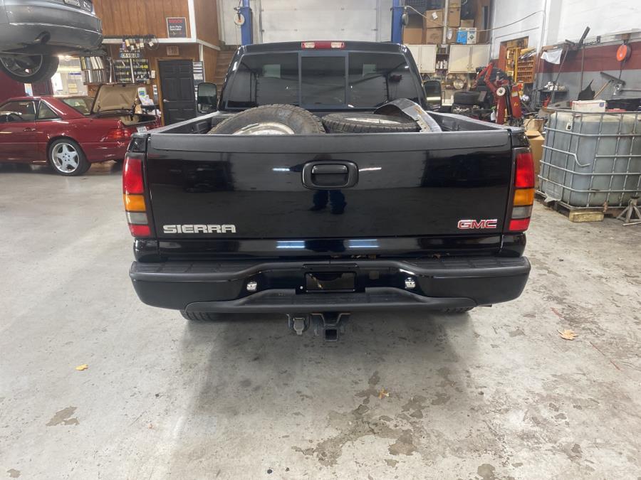 2005 GMC Sierra 1500 Reg Cab 119.0" WB 4WD SLE, available for sale in Wallingford, Connecticut | Vertucci Automotive Inc. Wallingford, Connecticut 2005 GMC Sierra 1500 Reg Cab 119.0" WB 4WD SLE, available for sale in Wallingford, Connecticut | Vertucci Automotive Inc. Wallingford, Connecticut