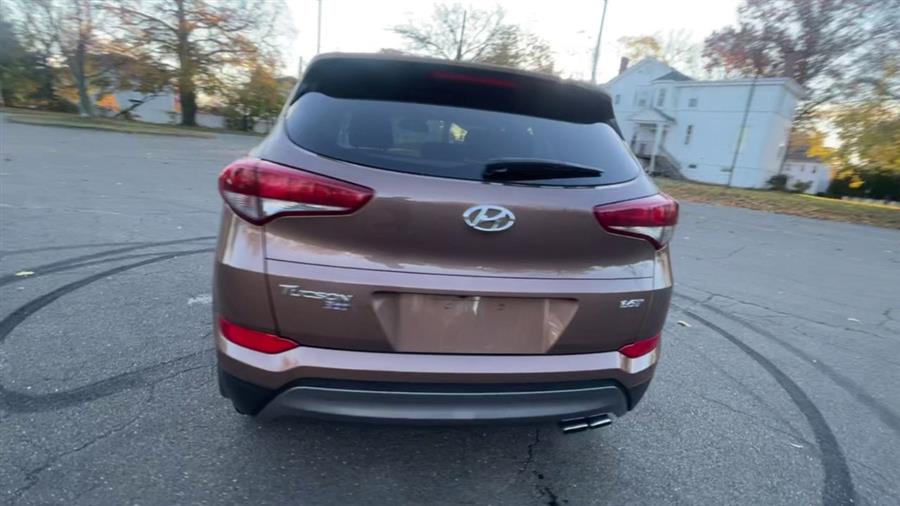 2016 Hyundai Tucson FWD 4dr Eco w/Beige Int, available for sale in Stratford, Connecticut | Wiz Leasing Inc. Stratford, Connecticut 2016 Hyundai Tucson FWD 4dr Eco w/Beige Int, available for sale in Stratford, Connecticut | Wiz Leasing Inc. Stratford, Connecticut