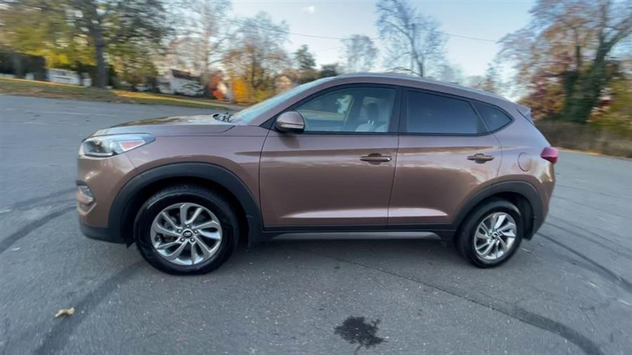 2016 Hyundai Tucson FWD 4dr Eco w/Beige Int, available for sale in Stratford, Connecticut | Wiz Leasing Inc. Stratford, Connecticut 2016 Hyundai Tucson FWD 4dr Eco w/Beige Int, available for sale in Stratford, Connecticut | Wiz Leasing Inc. Stratford, Connecticut