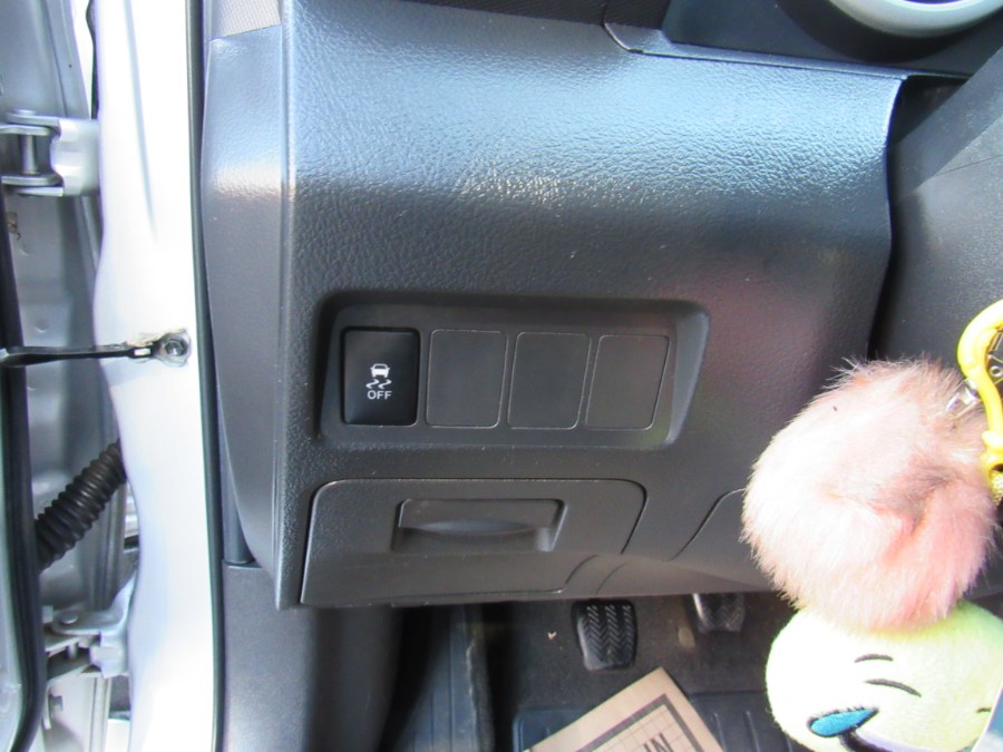 Used Toyota Matrix S 2010 | Hilario's Auto Sales Inc.. Worcester, Massachusetts Used Toyota Matrix S 2010 | Hilario's Auto Sales Inc.. Worcester, Massachusetts