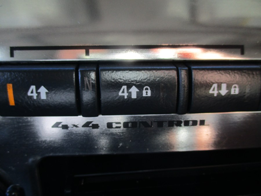 Used HUMMER H3 4dr 4WD SUV 2006 | Cos Central Auto. Meriden, Connecticut Used HUMMER H3 4dr 4WD SUV 2006 | Cos Central Auto. Meriden, Connecticut