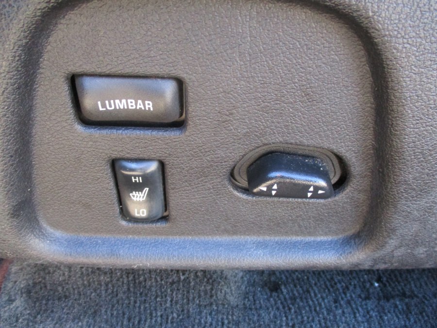 Used HUMMER H3 4dr 4WD SUV 2006 | Cos Central Auto. Meriden, Connecticut Used HUMMER H3 4dr 4WD SUV 2006 | Cos Central Auto. Meriden, Connecticut