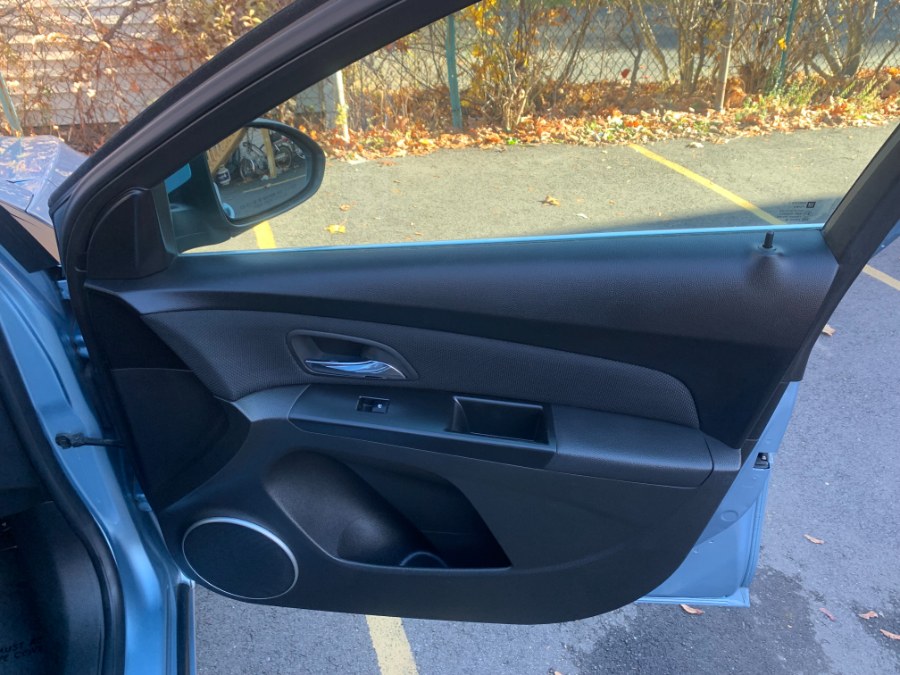 2014 Chevrolet Cruze 4dr Sdn Auto LS, available for sale in Bristol, Connecticut | Bristol Auto Center LLC. Bristol, Connecticut 2014 Chevrolet Cruze 4dr Sdn Auto LS, available for sale in Bristol, Connecticut | Bristol Auto Center LLC. Bristol, Connecticut